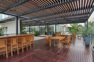 outdoor patio at verde two